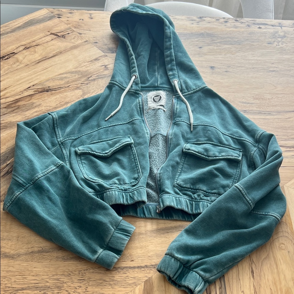 Urban Outfitters - Cropped Zip Up Hoodie